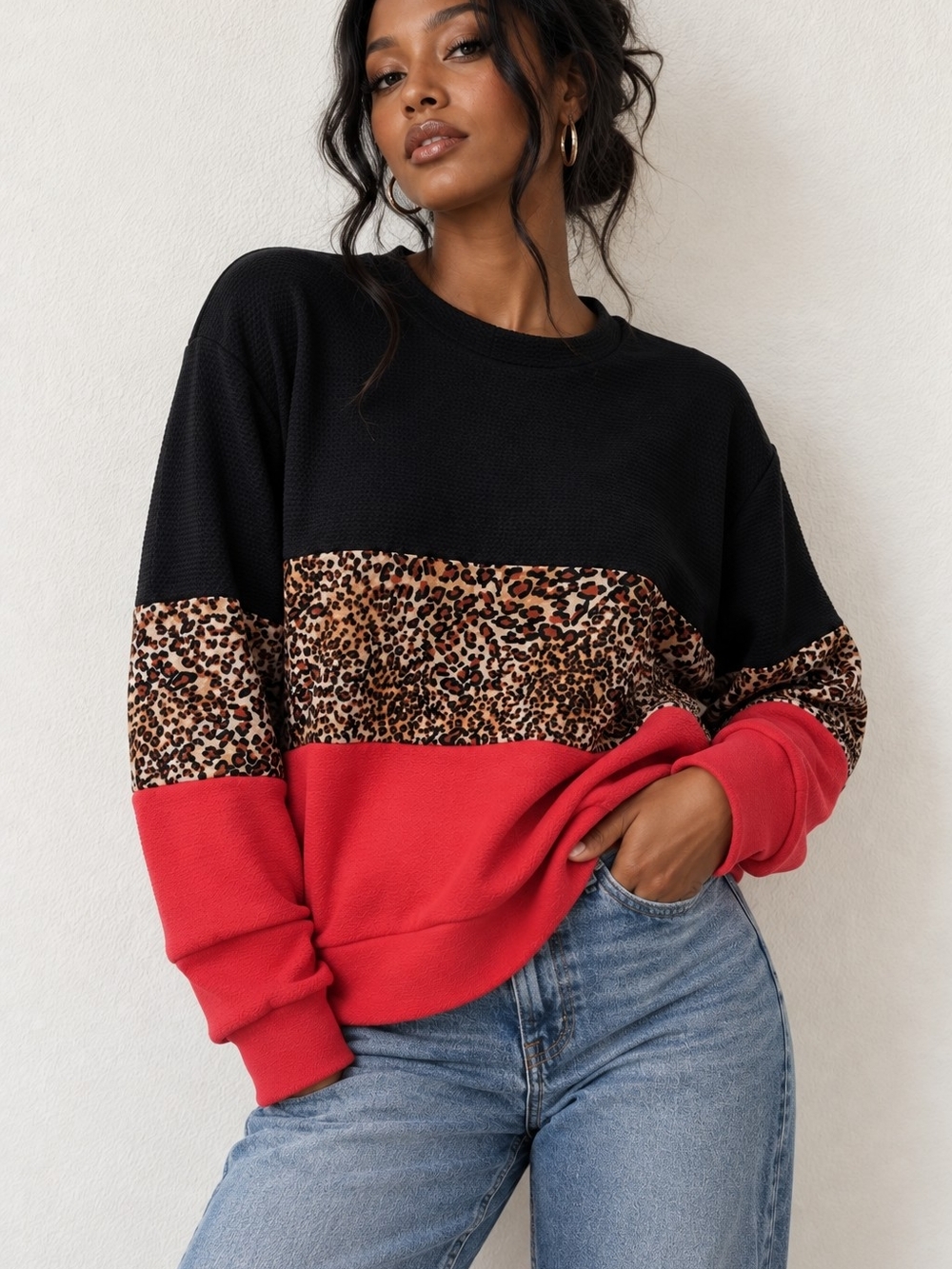Black Leopard Red Colorblock Pullover Sweatshirt Size Small Made in Chile